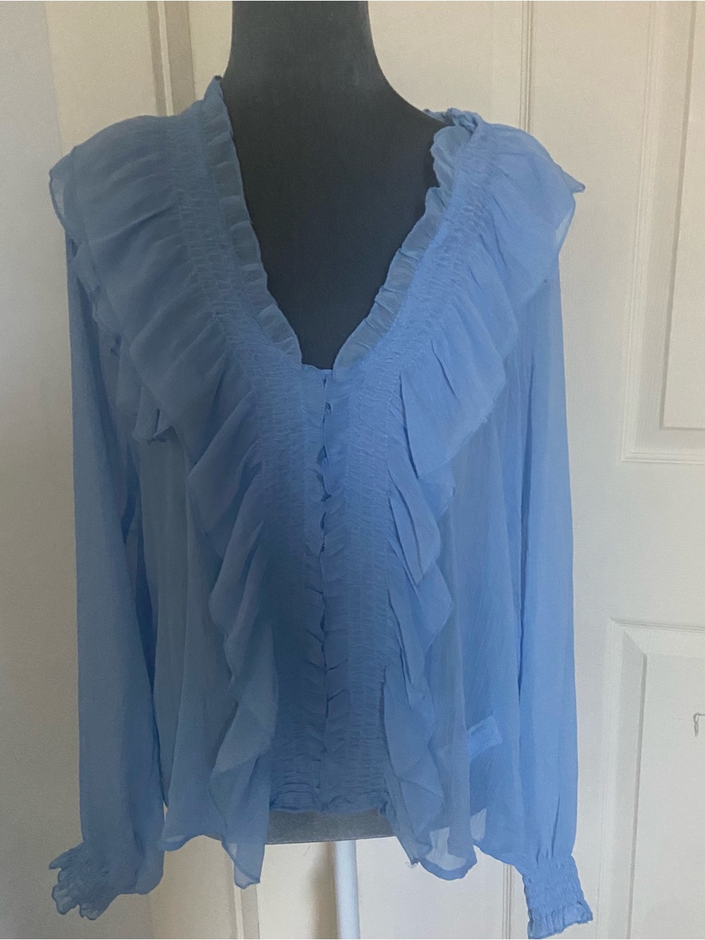 Gorgeous ZARA Light Blue Crepe V-Neck Blouse-Many ruffles- SzM.  NWT.